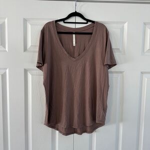 Aritzia Tee